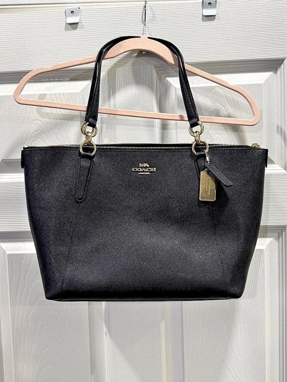 Coach City Zip Tote Black Tote Bag Gold-Tone Hardware